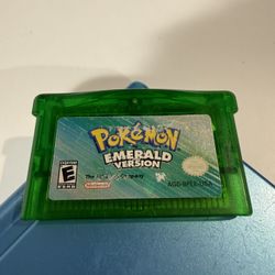 Gameboy Advance Pokemon Emerald Game