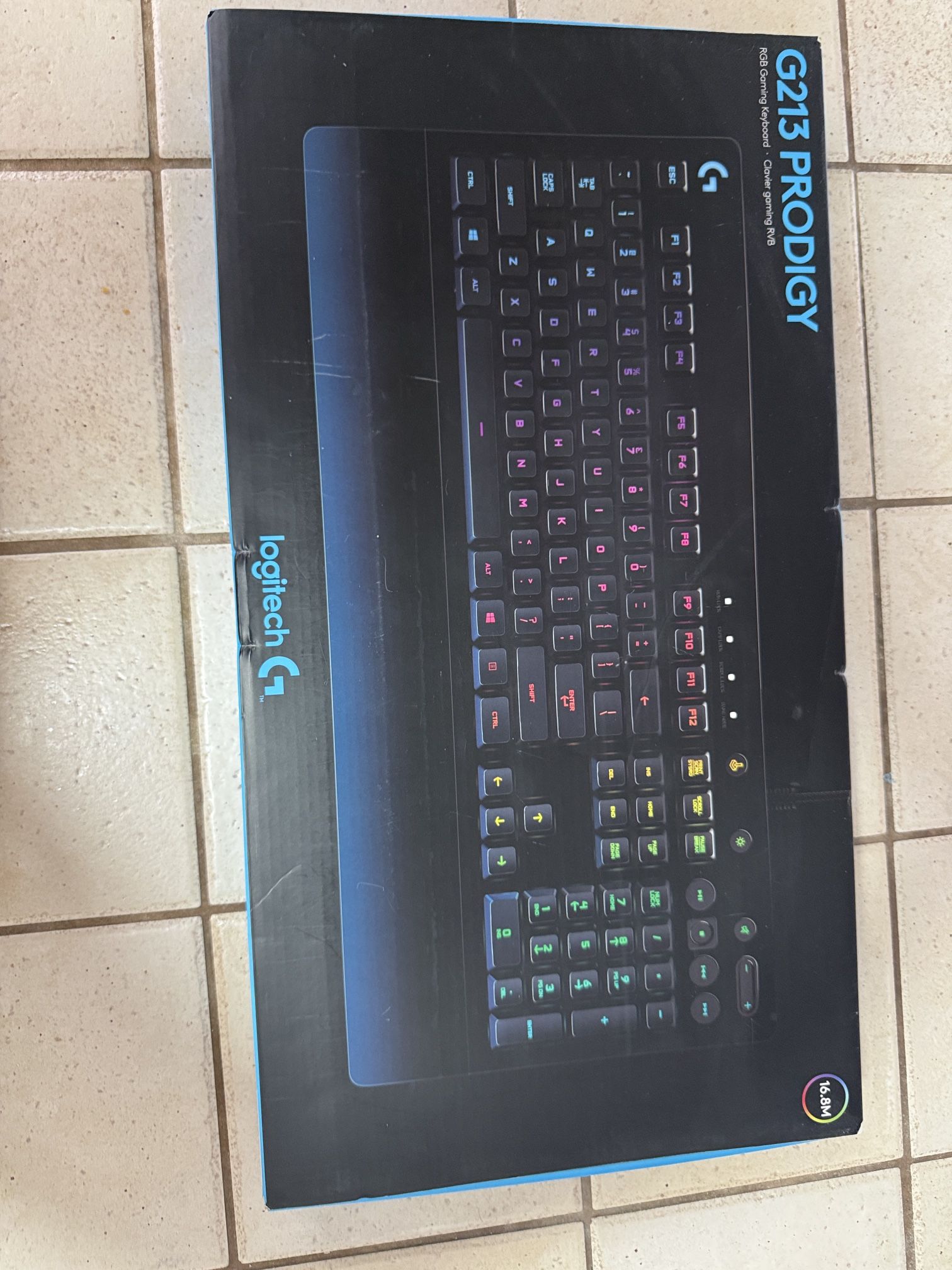 Logitech G213