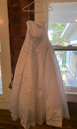 Wedding dress