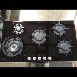 Miele Gas Cooktop Model # KM 391 G