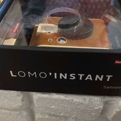 20 Cash Near AV College Lomography Lomo'Instant Sanremo - Instant Film Camera