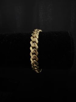 14k bracelet hallow