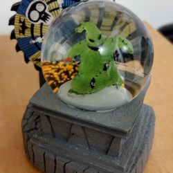 Disney's Nightmare Before Christmas "Oogie Boogie" Snow Globe