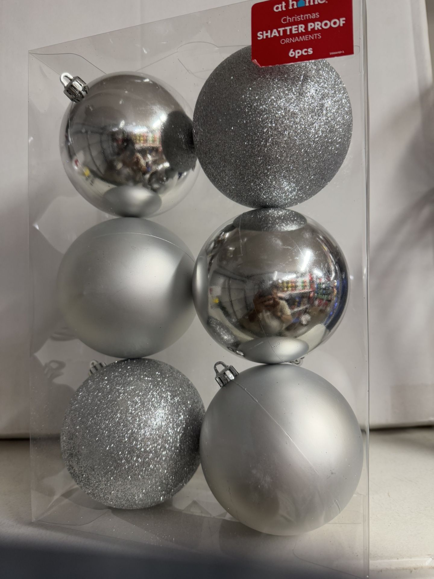 Shatterproof 6pc christmas Ornament Set. NEW!!