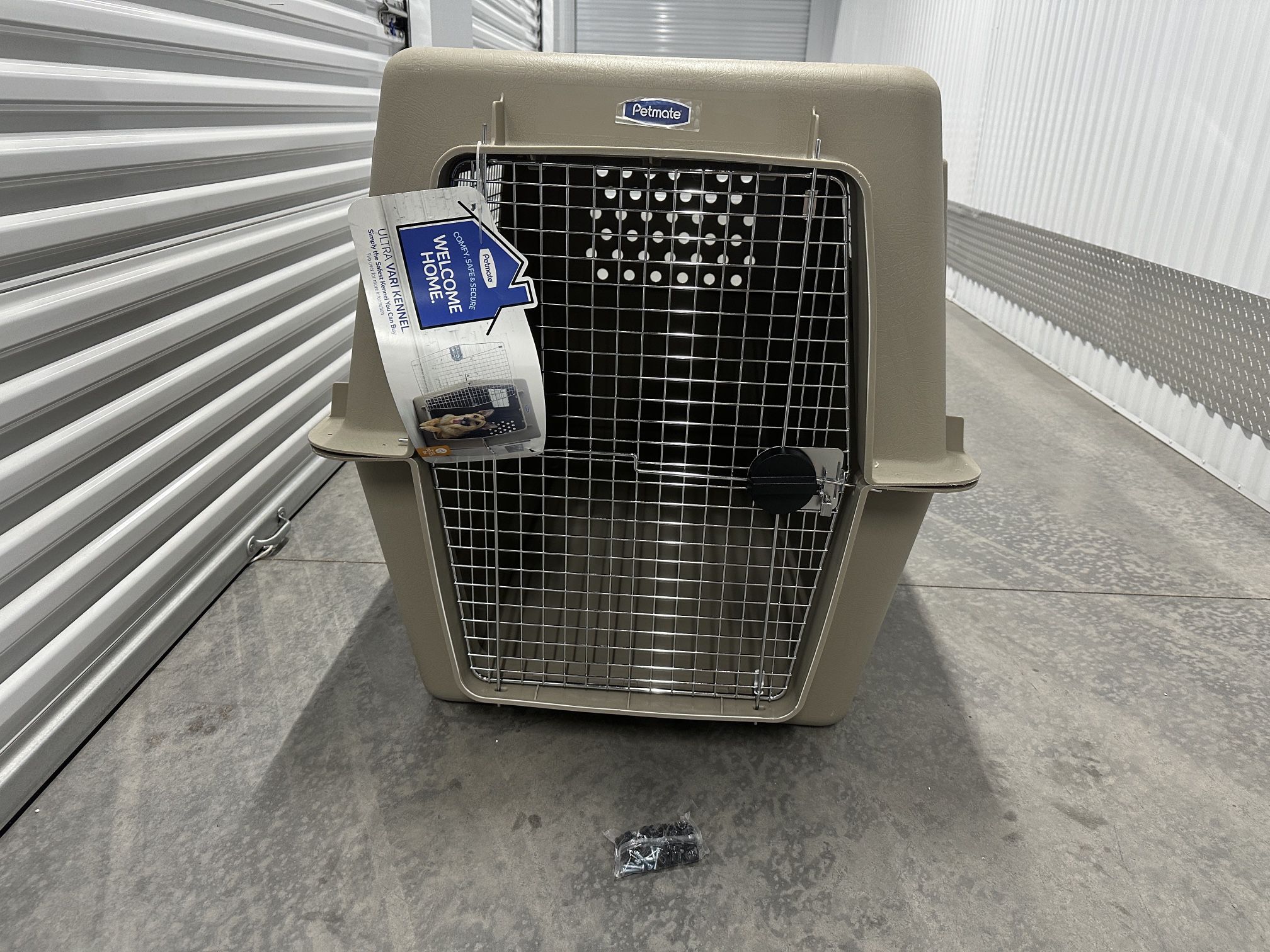 New PetMate Ultra Vari Kennel XL Dog Kennel Crate 48” 90-125 Pounds 4 Way Vault Door Airline