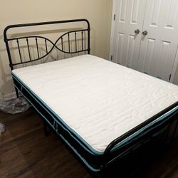 Full Size Bed & Mattress