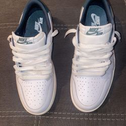 WOMENS AIR JORDAN 1 LOW OG OXIDIZED GREEN 
