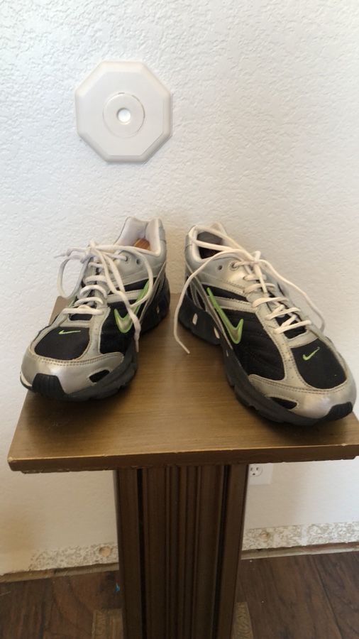 Nike Dual D