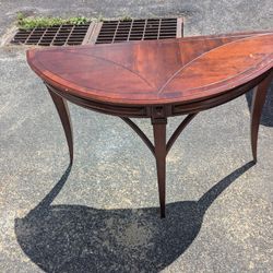 Bombay Company Accent Table