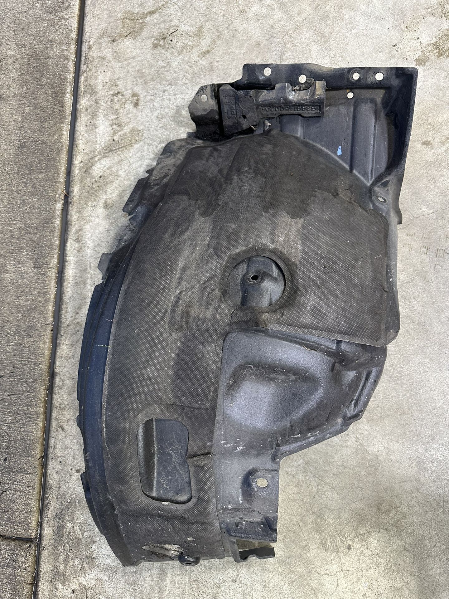 07-09 Lexus LS460 Front Right Side Wheelhouse Fender Liner Splash Guard Oem