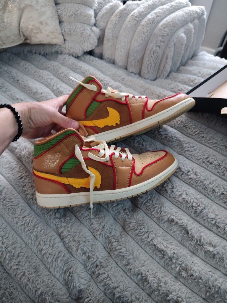 Air Jordan 1 Mid SE