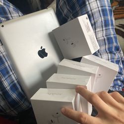 Airpods / Tablet Sale