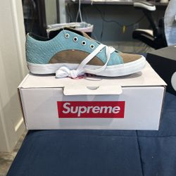 Supreme Vans