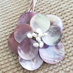 SHELL AND PEARL FLOWER ON CORD NECKLACE