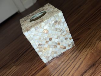 Mother of Pearl Mosaic Tissue Box Cover / Decorative Holder