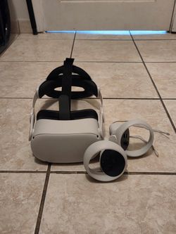 Meta Quest 2 (256GB) With Controllers And Head Strap/extension