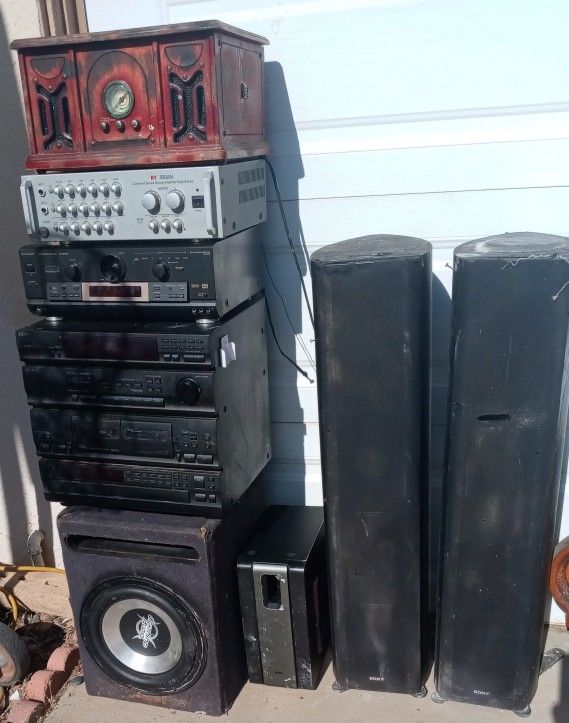 Stereo For Home Or Garage Everything Together !!WILL NOT SEPARATE!!