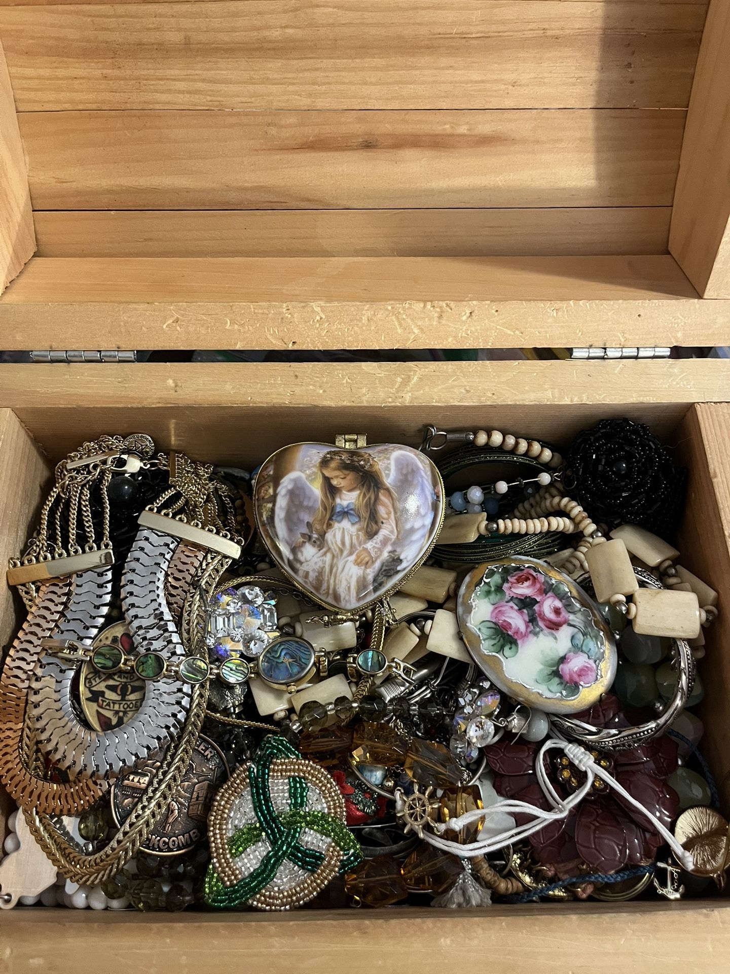 Trunk Of Vintage Antique Jewelry And Findings