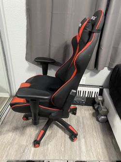 Black And Red Merax Gaming Chair for Sale in Lancaster CA OfferUp