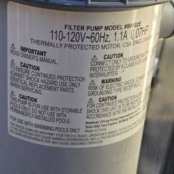 Small pool pump for sale ten dollars pump and hose 