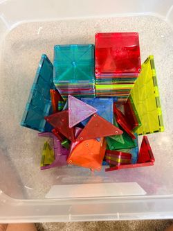 MAGNA-TILES