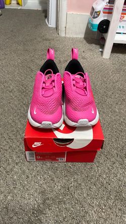 Pink Nike airmax 270 size 9 toddler