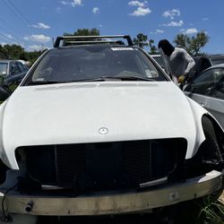 2006 Mercedes R500 For Parts (2006-2010)