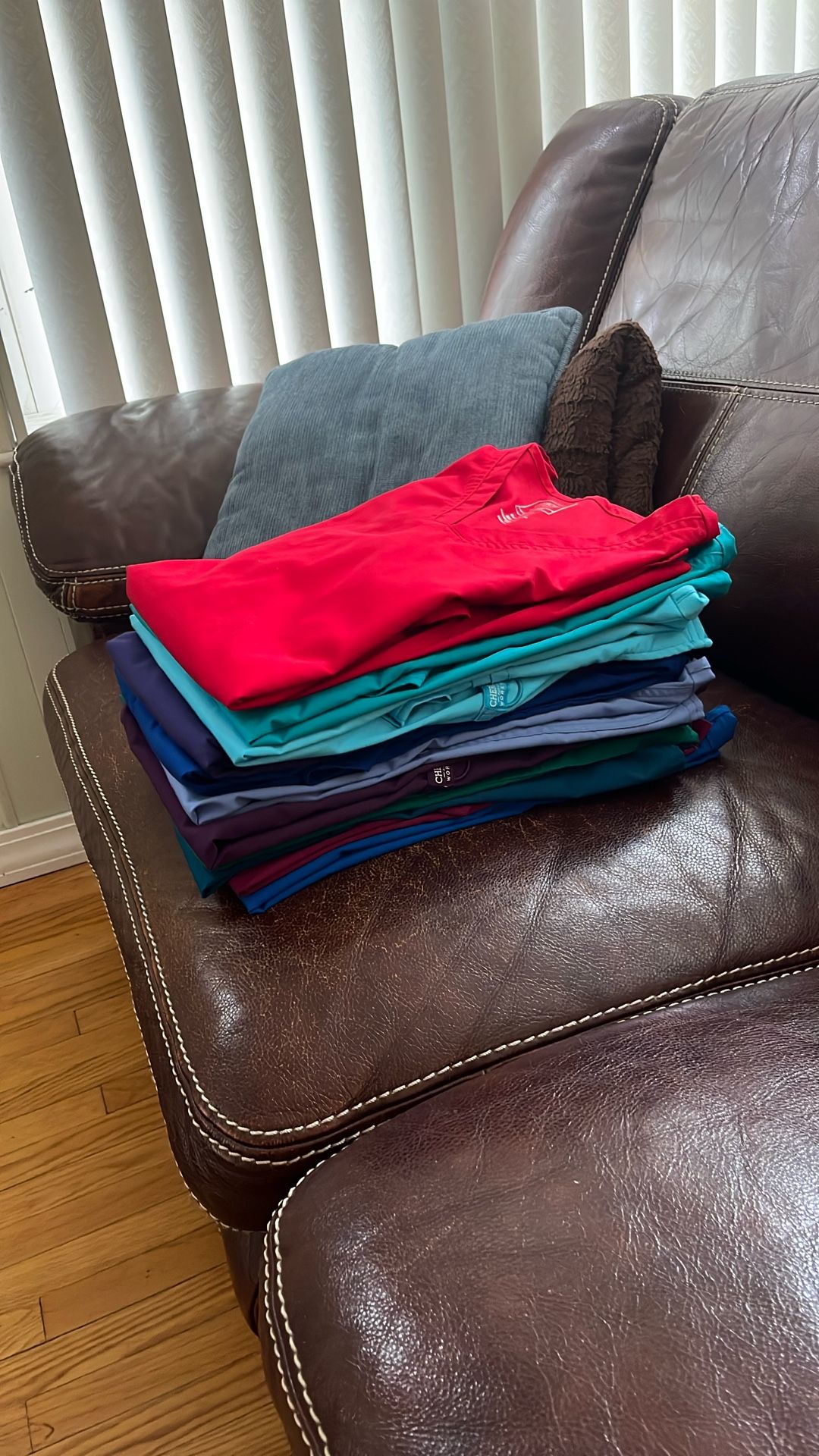 Scrubs Like New
