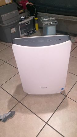 WINIX AIR PURIFIER