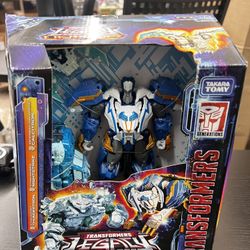 Transformers Legacy United Star Raider Thundertron 7” Action Figure, 8+, New 