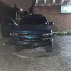 2005 Chevy Tahoe 