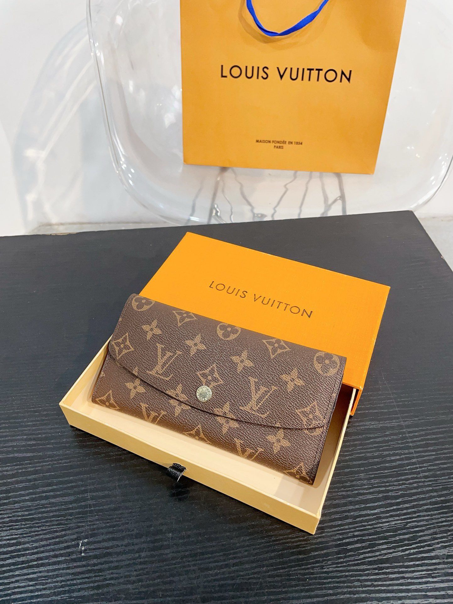Louis Vuitton Emilie Wallet