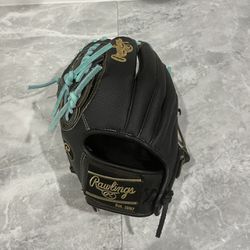Rawlings Heart Of The Hide 12" pitchers glove