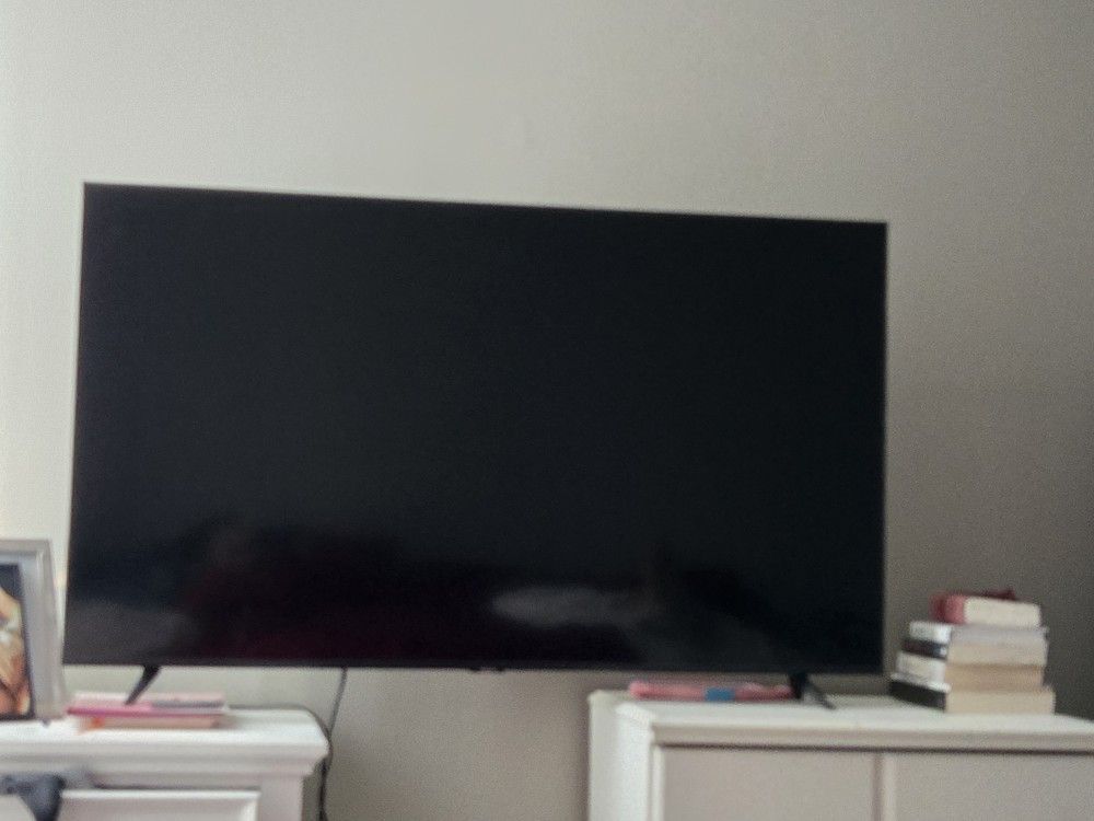 50" SAMSUNG T.V.