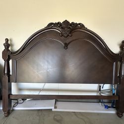 Madura Poster Bedroom set