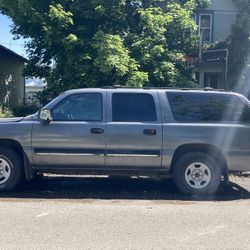 2001 shevy Suburban 