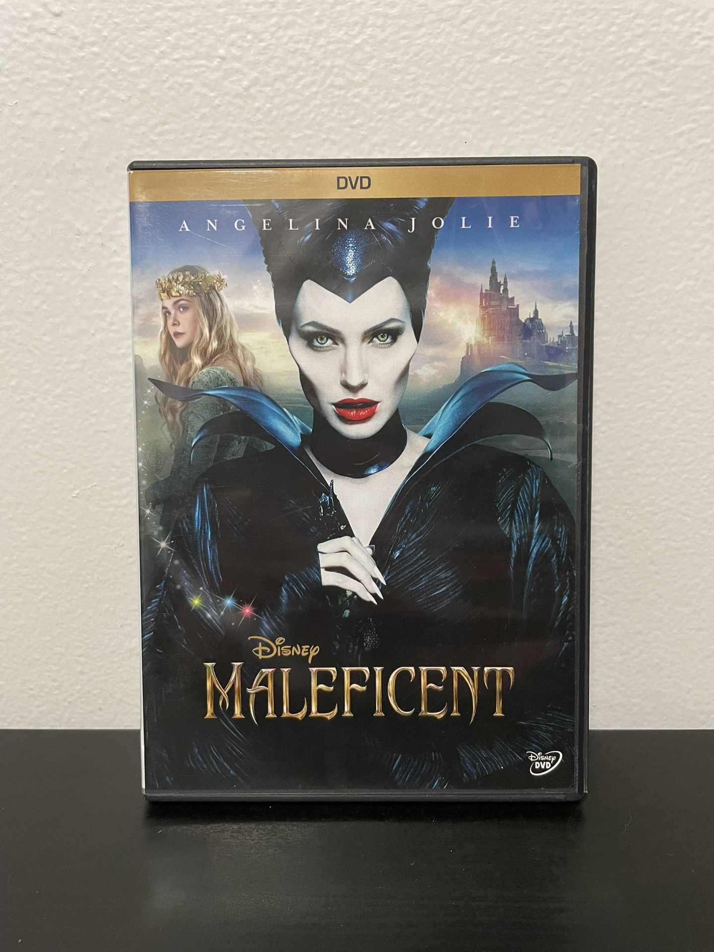 Maleficent DVD Disney Movie Angelina Jolie Elle Fanning Sleeping Beauty 2014