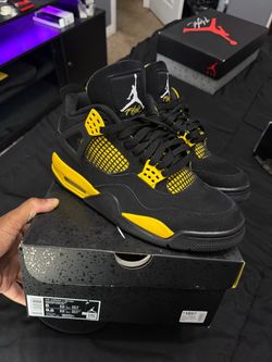 Jordan 4 Thunder Size 8