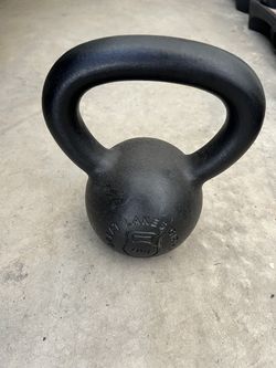 8 kg 17.6 lb kettlebell