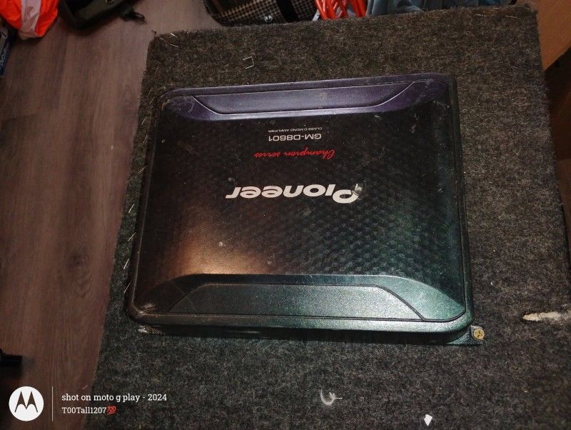 Kicker 10" Amp 800w