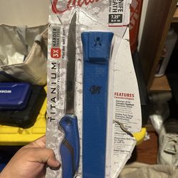 Cuda Titanium Fillet Knife 7.25in with Sheath New in Package