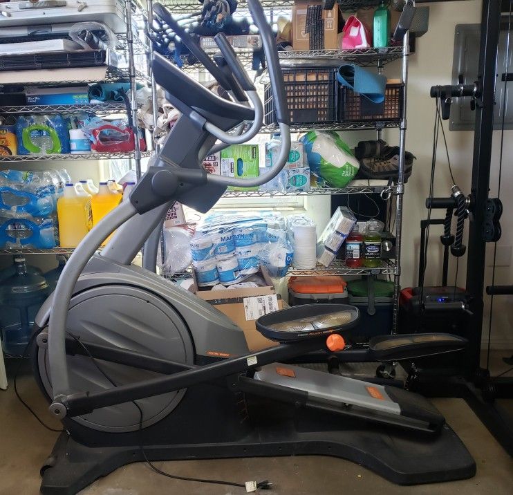 USED NordicTrack E9.0 Elliptical