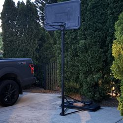 Free basketball hoop