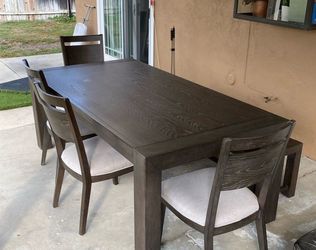 LARGE TABLE