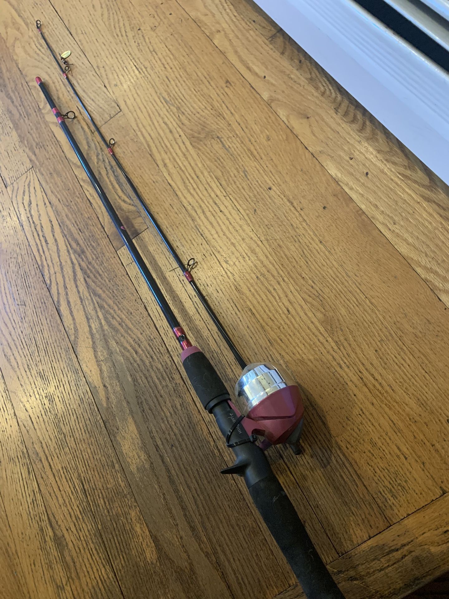 Shakespeare Lady cast Bait casting Rod And Reel