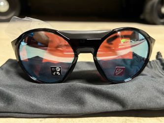 Oakley Clifden sunglasses - NWT