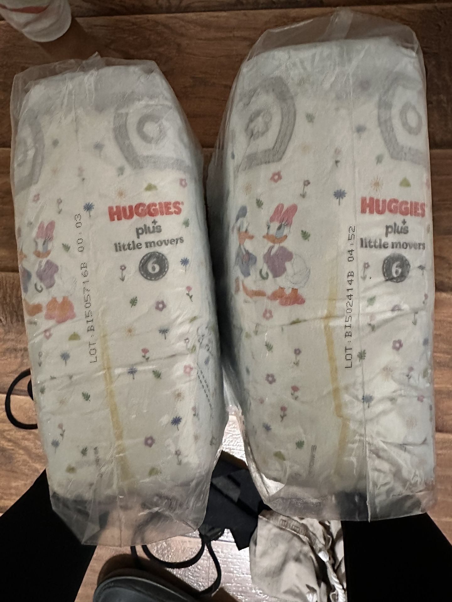 40 Huggies Diapers Size 6