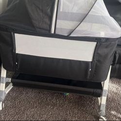 4 in 1 Bedside Bassinet for Baby