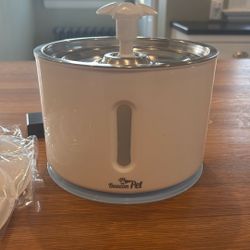 Pet Fountain for Cat or Small Dog