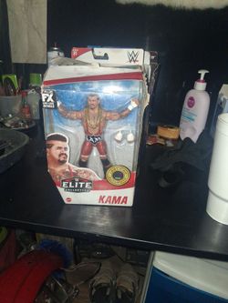 WWE ELITE KAMA